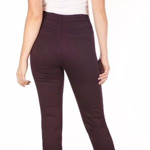 FDJ French Dressing Plum Lifts Behind $137